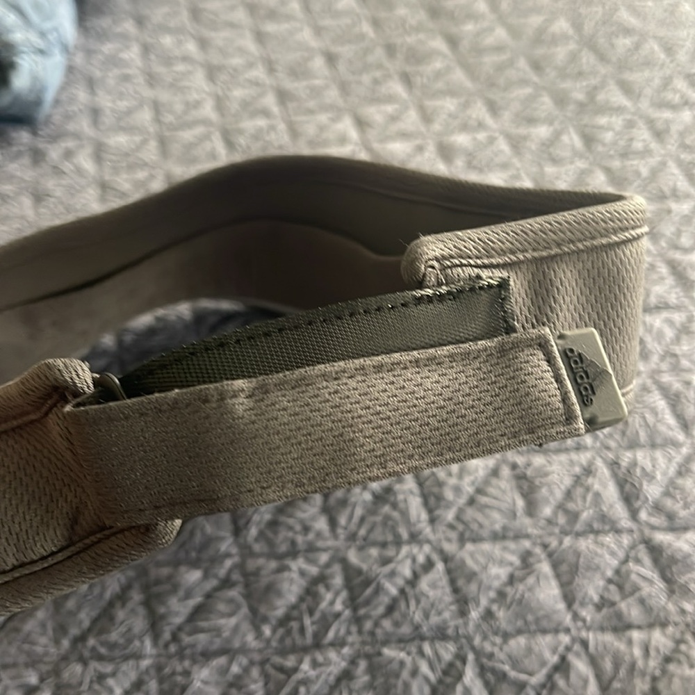 Adidas visor gray - Picture 4 of 5